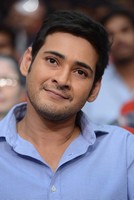 Mahesh Photos at SVSC 3 Platinum Disc